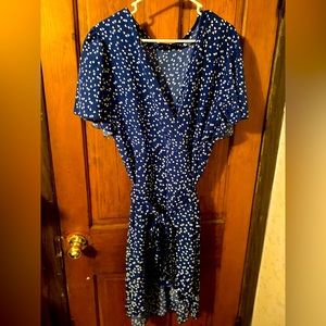 Blue with white hearts semi wrap dress. Very flowy and perfect for summer!